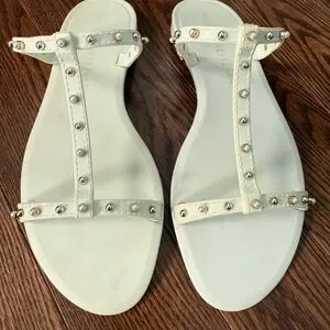 STUART WEITZMAN Dayna metallic leather platform sandals  Stuart Weitzman Cream Sandals with Silver Buckle display picture 1